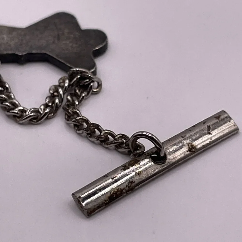 IRON CROSS WORLD WAR 1 FOKKER‎ TRI-PLANE RED PIN PINBACK SILVER TONE METAL VTG